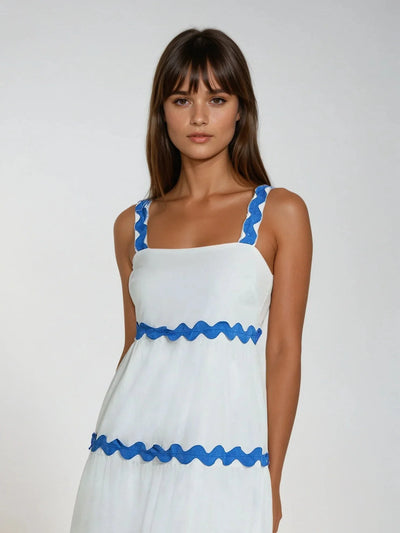 The Wavy Charm Midi Dress