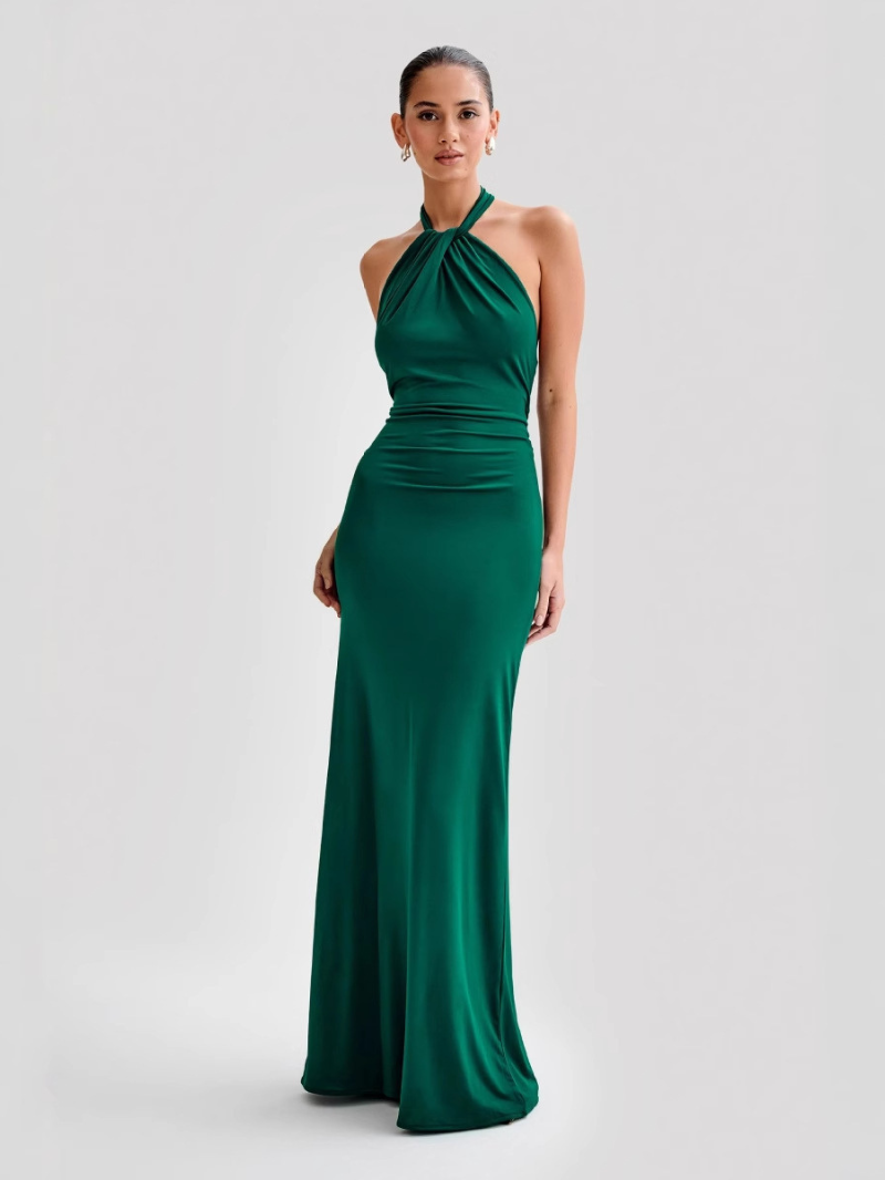 Nahla | Flowing Dress & Natural Elegance